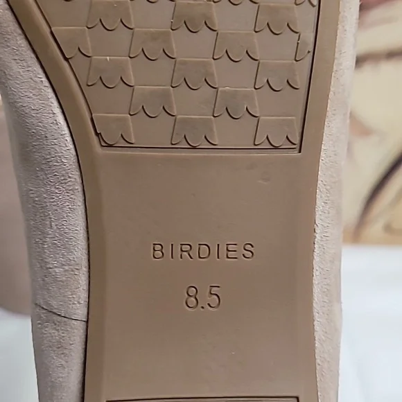 Birdies Tan Suede Loafers Slip-On Elegance - Picture 6 of 12